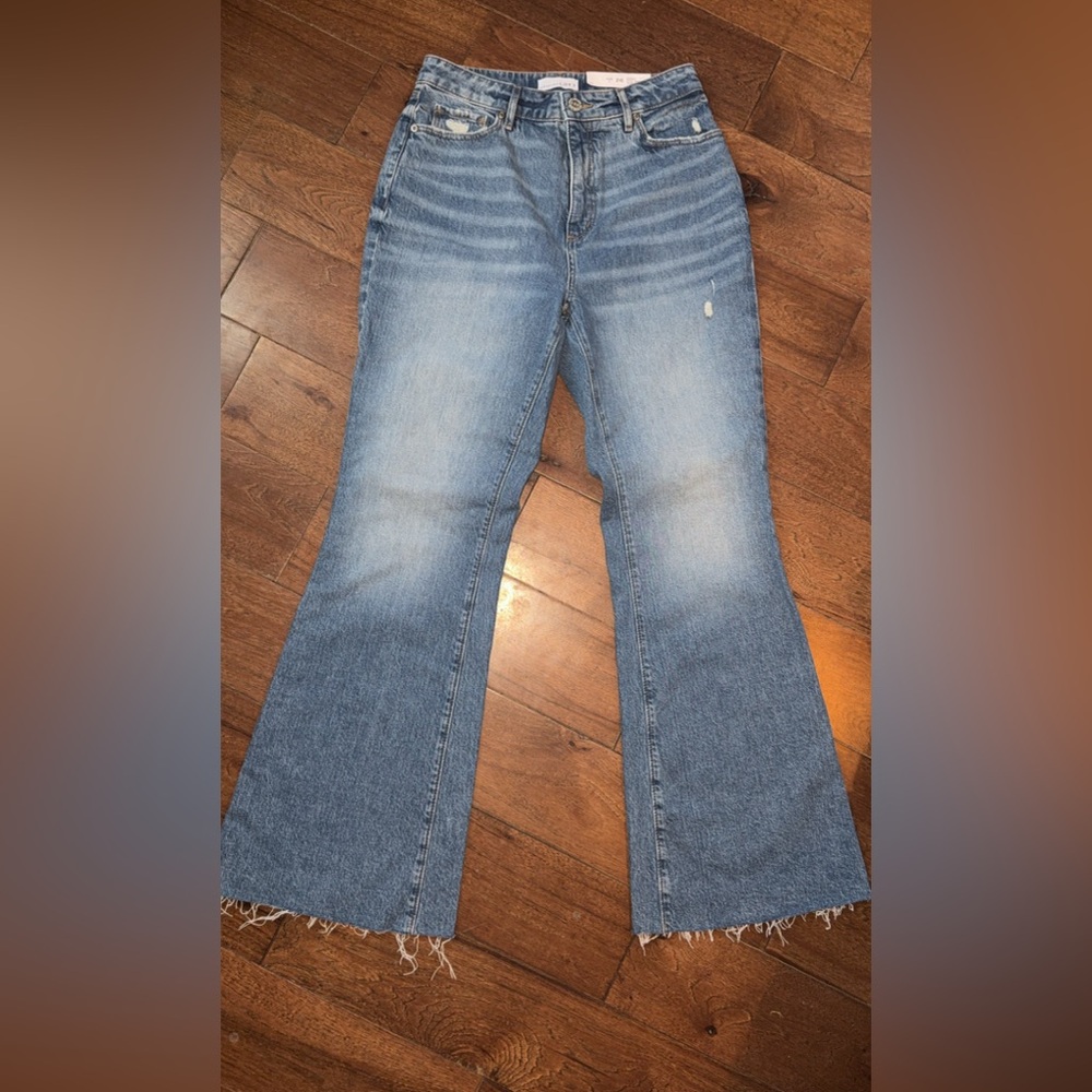 NWT LOFT Curvy High Waist Sandal Flare Raw Hem Zip Fly Jeans - 2/26